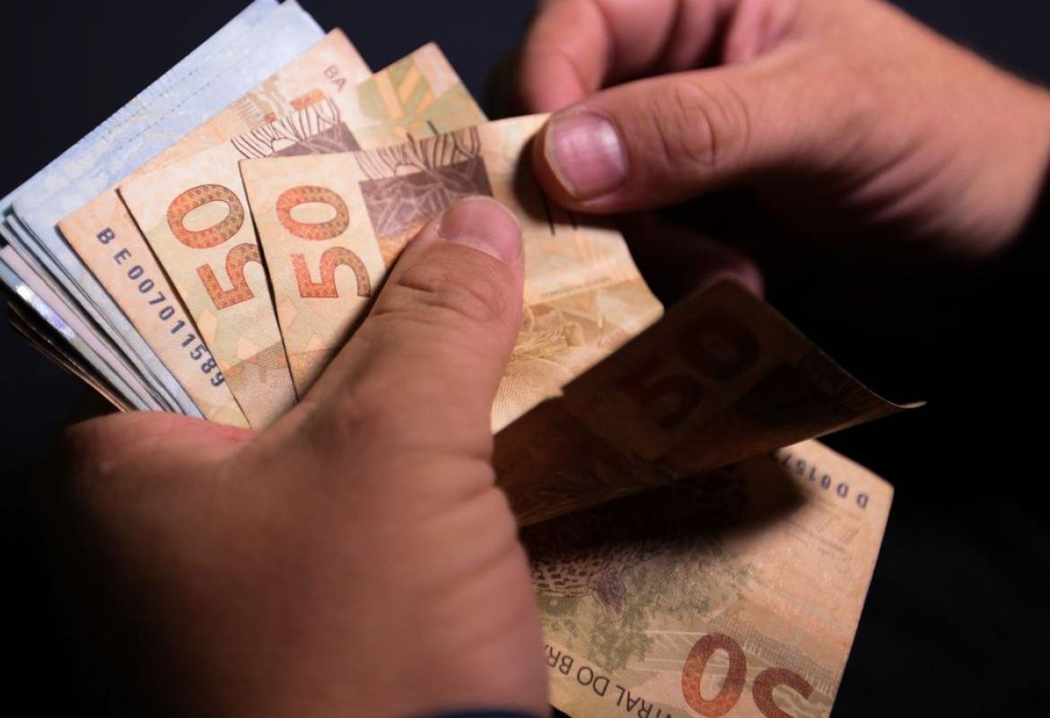 COMPROMISSO|: Governo paga salário dos servidores estaduais nesta quarta-feira