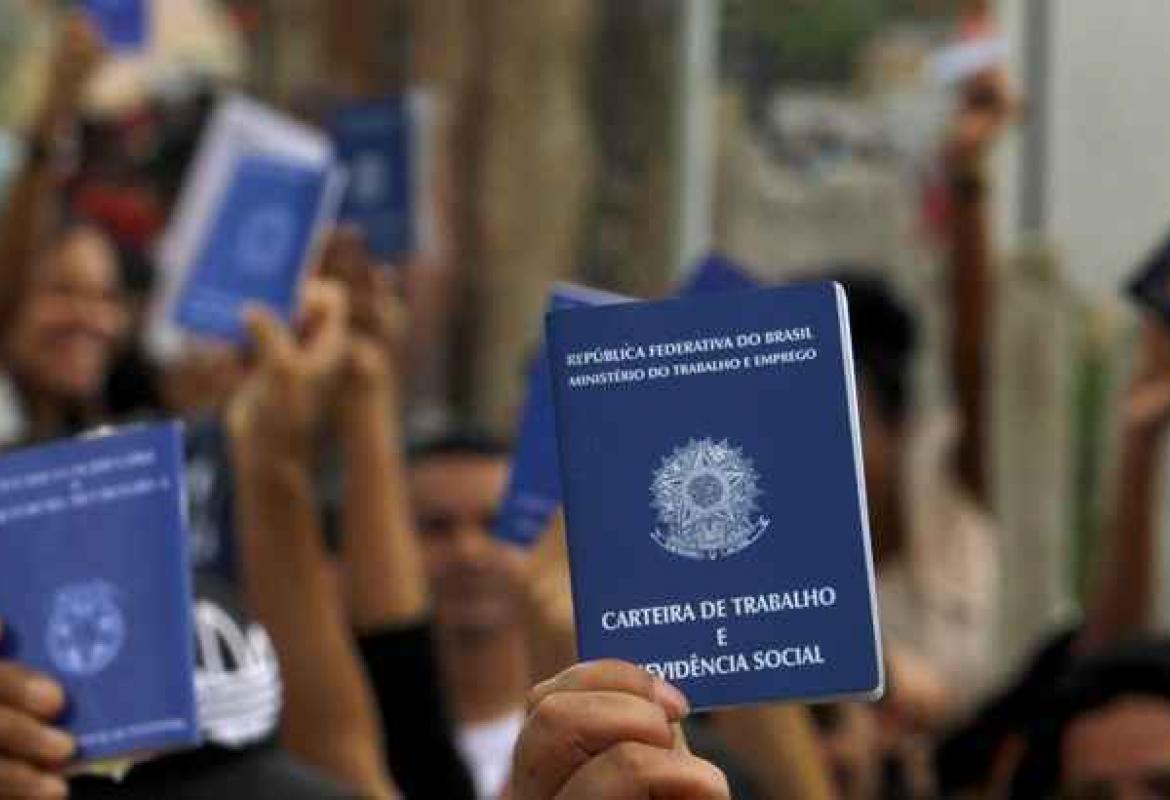 DADOS POSITIVO|: MT cria mais de 3 mil novos postos de trabalho com carteira assinada em maio