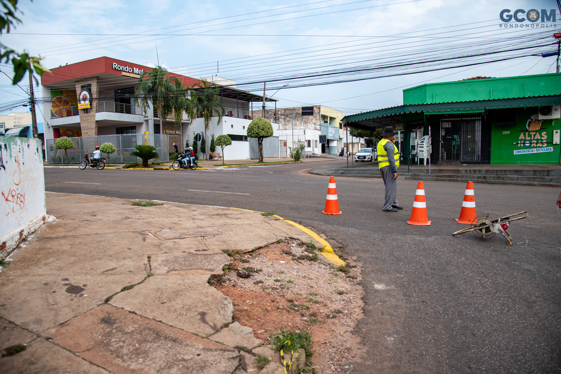 ESCOLA DOM WUNIBALDO|: Setrat altera mão de direção da Rua da Constituição no Jardim Brasília