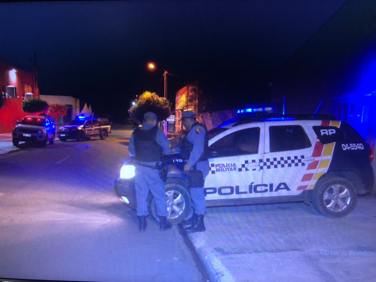 EM RONDONÓPOLIS|: Homem que discutia com a esposa é atingido por disparos no Bairro Mathias Neves