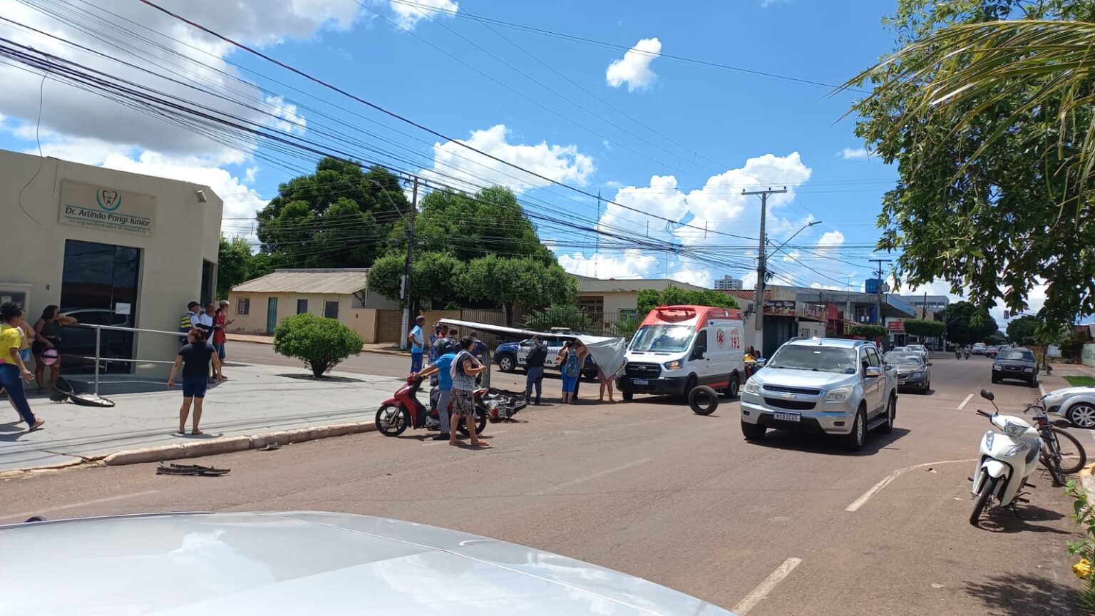 EM RONDONÓPOLIS|: Motociclista fica gravemente ferido após colisão com carro