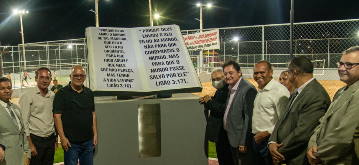 LAZER PARA COMUNIDADE|: Deputado Rezende ajuda a viabilizar Praça do Centenário das Assembleias de Deus