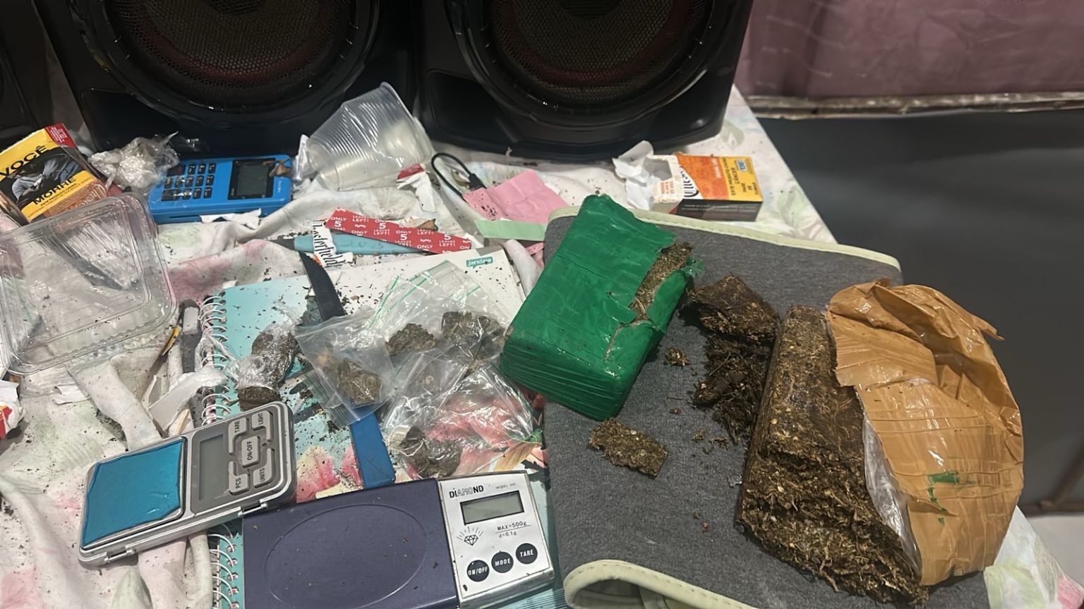 EM RONDONÓPOLIS|: PM derruba “point da maconha” no Três Américas