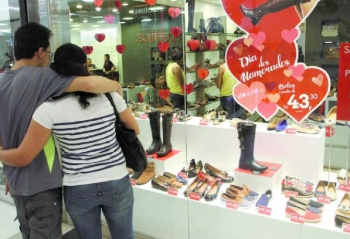 ‘ROMANCE NO AR’|: Dia dos Namorados deve injetar R$ 330 milhões na economia de Mato Grosso