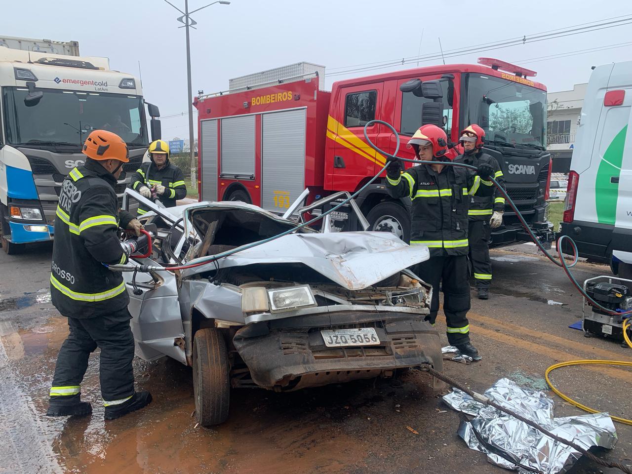 PRIMAVERA DO LESTE|: Engavetamento faz vítima fatal na área urbana