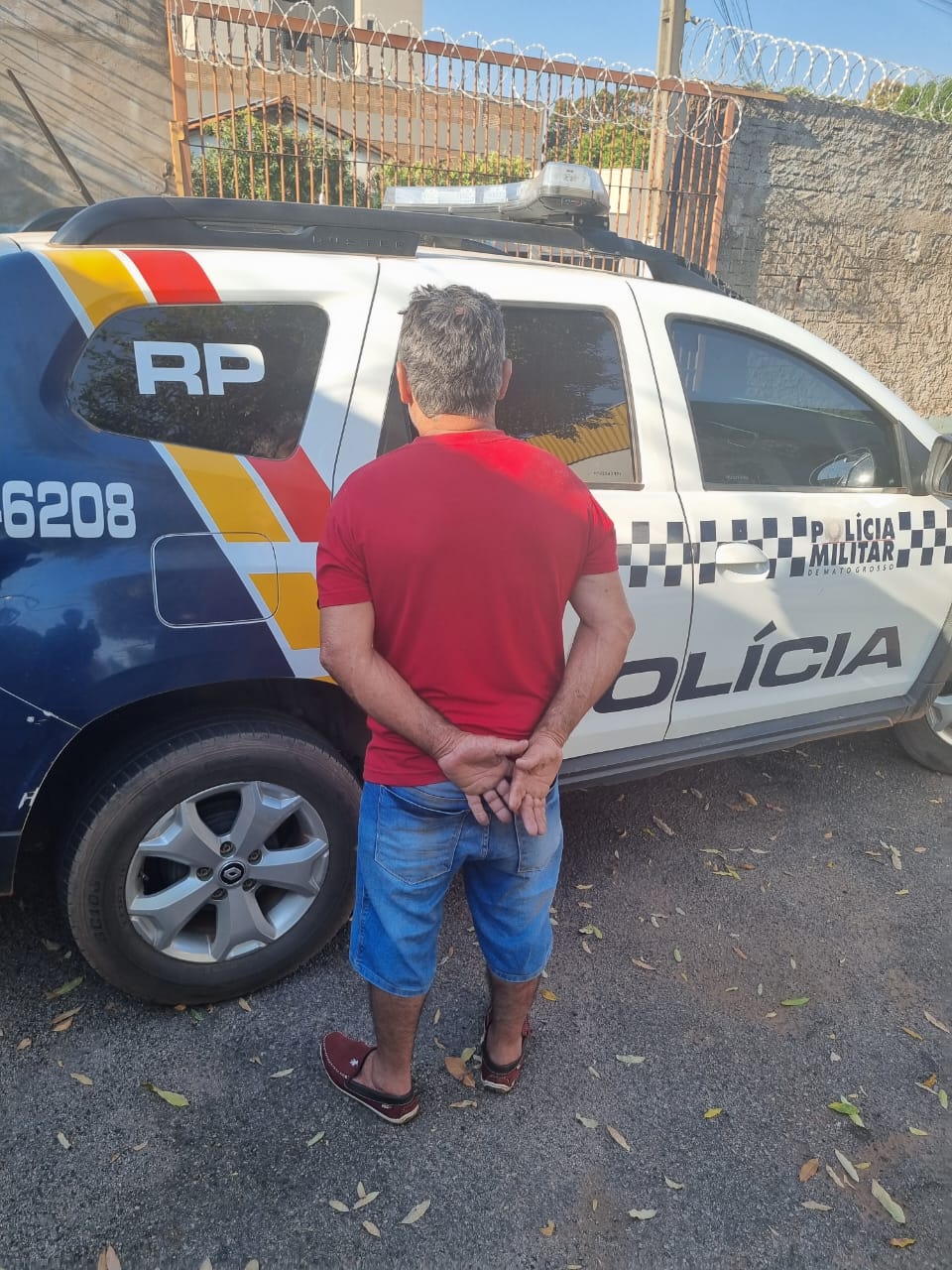 RONDONÓPOLIS|: Polícia Militar prende homem por importunação sexual em bar no bairro Pedra 90