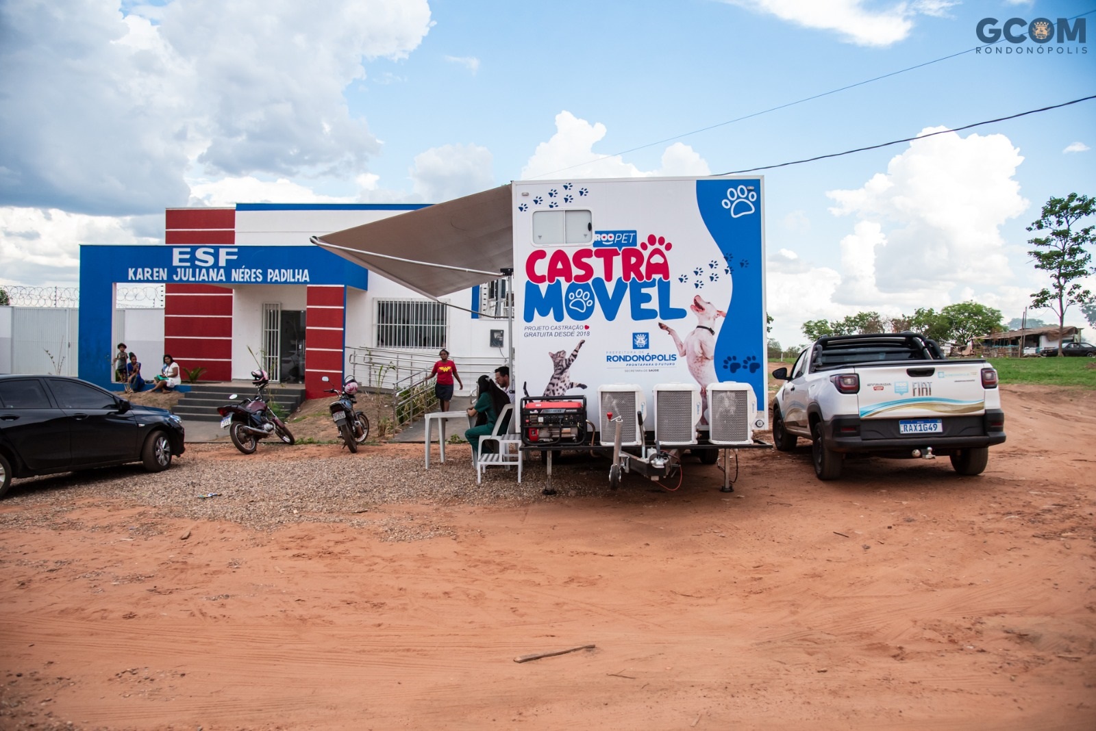 RONDONÓPOLIS|: Castramóvel leva atendimento veterinário gratuito ao Maria Amélia e facilita castração de pets
