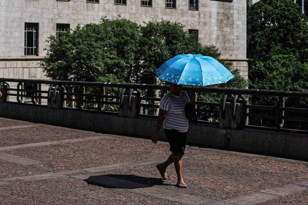 São Paulo terá calor e pancadas de chuva nesta segunda (22)