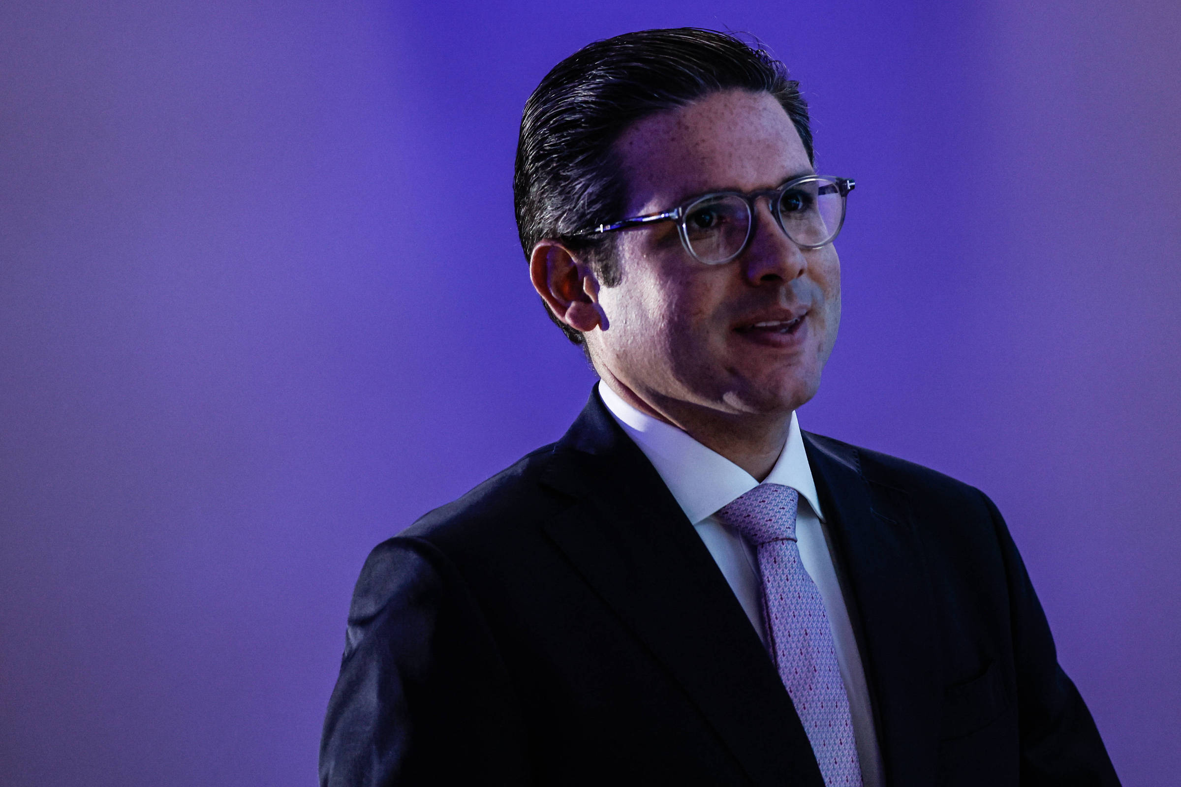 Criação de benefícios fora do teto para servidores do Congresso causa risco de escalada de penduricalhos
